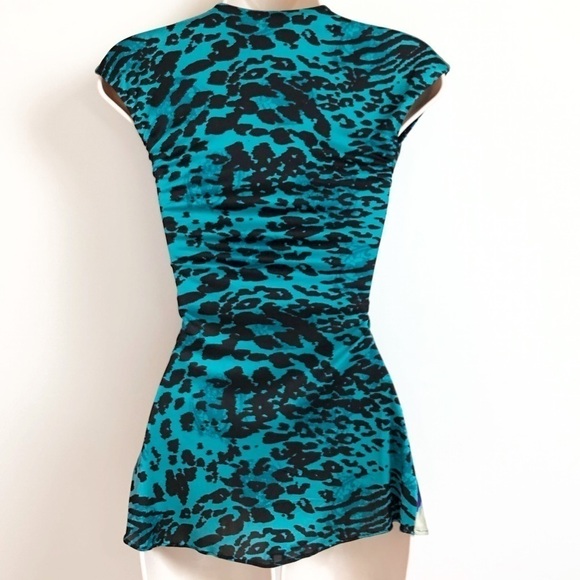 🆕 Sky stretchy silk cap sleeve pullover plunging v neck  leopard animal… - Picture 4 of 10